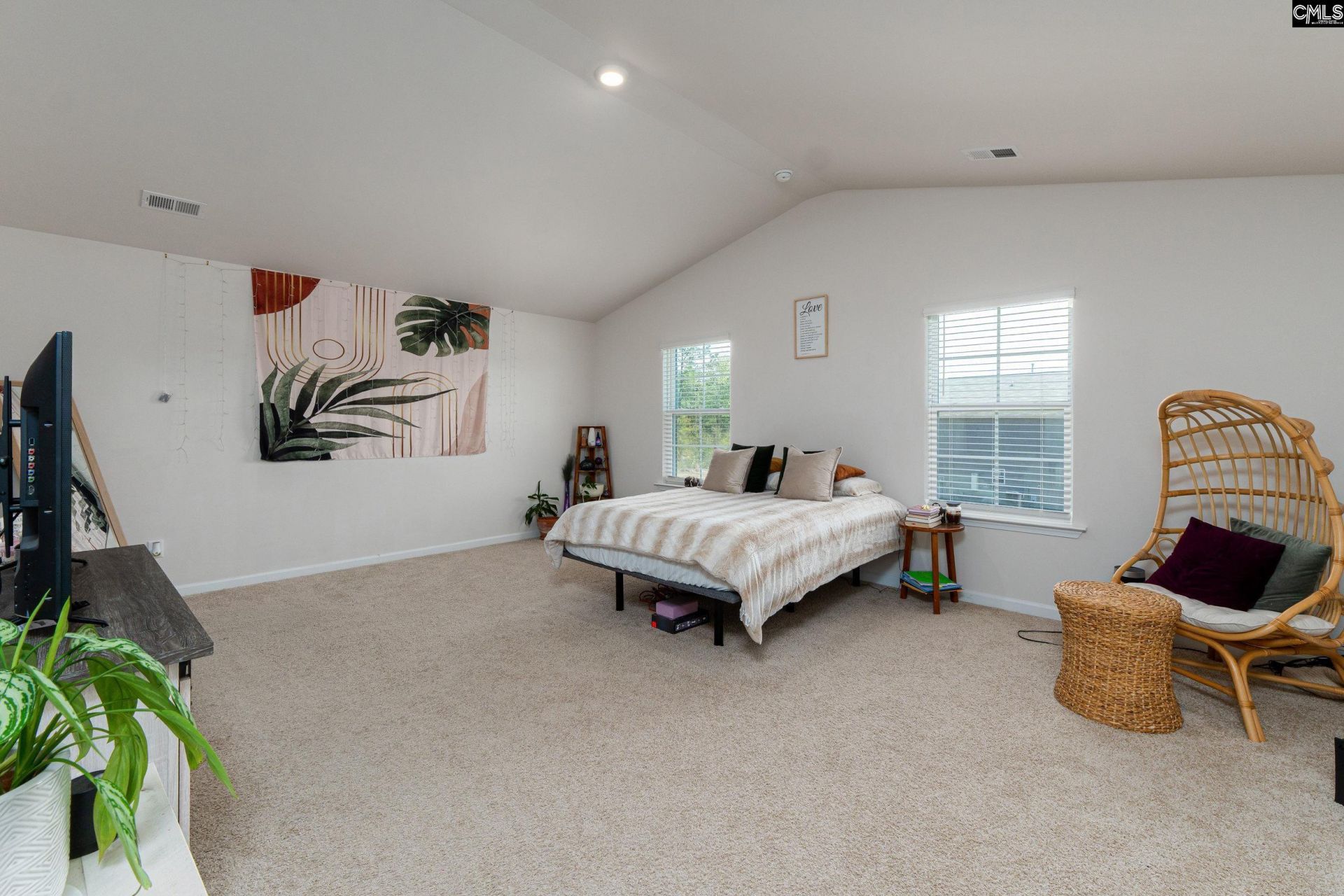 140 Carrington Drive  Photo 19