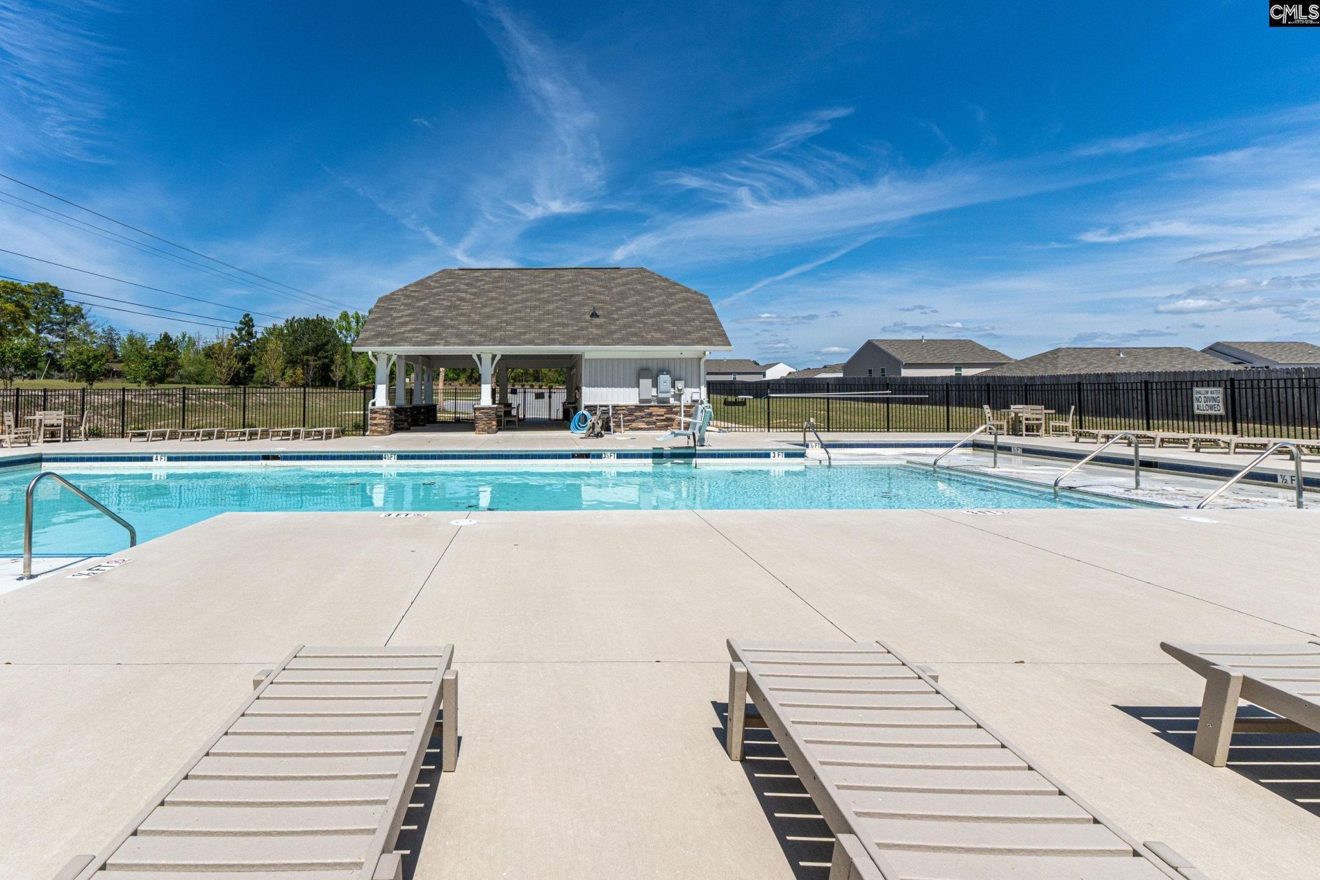 140 Carrington Drive  Photo 25