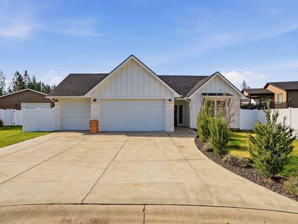 1334 E Carriage Ct, Spokane, WA 99208