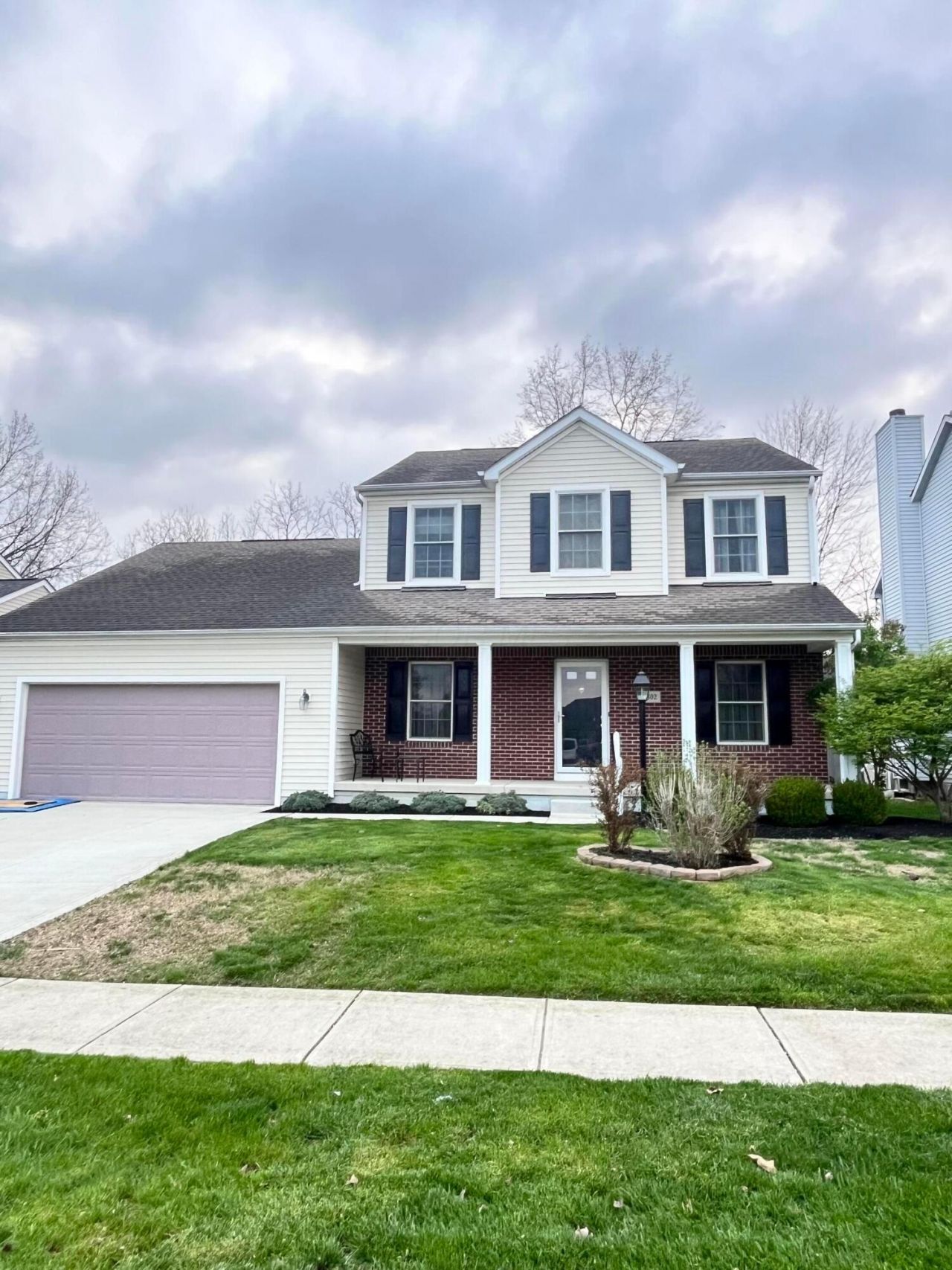 802 Edgewater Lane , Marysville, OH 43040 Main Photo