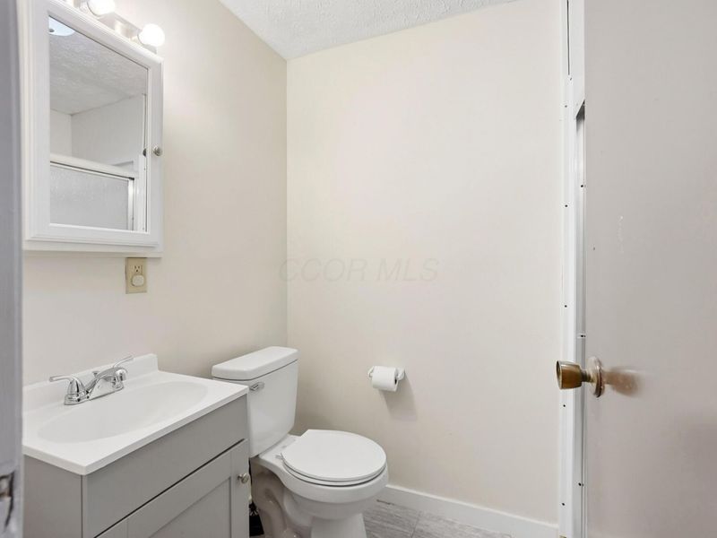 1772 E 23rd Avenue, Columbus, OH 43219 Photo 29