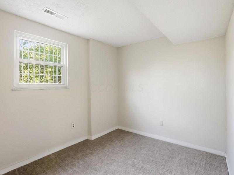 1772 E 23rd Avenue, Columbus, OH 43219 Photo 32