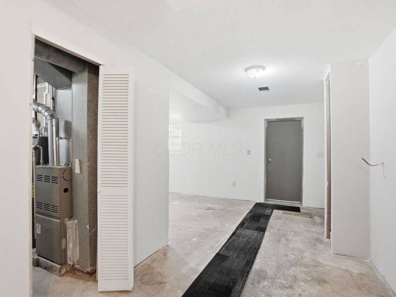 1772 E 23rd Avenue, Columbus, OH 43219 Photo 35