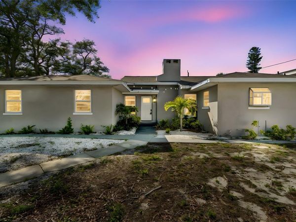 125 HARBOR BLUFF DRIVE, LARGO, FL 33770