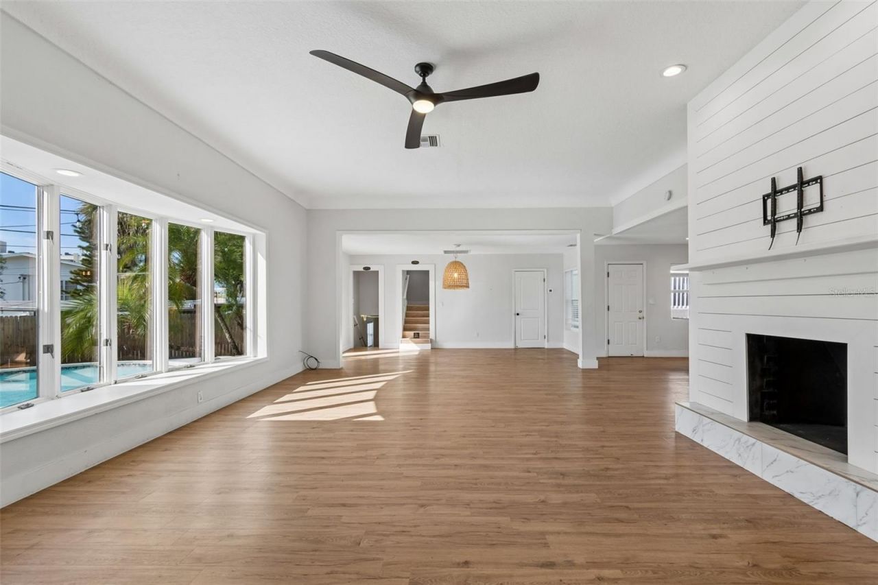 125 Harbor Bluff Drive, Largo, FL 33770 Photo