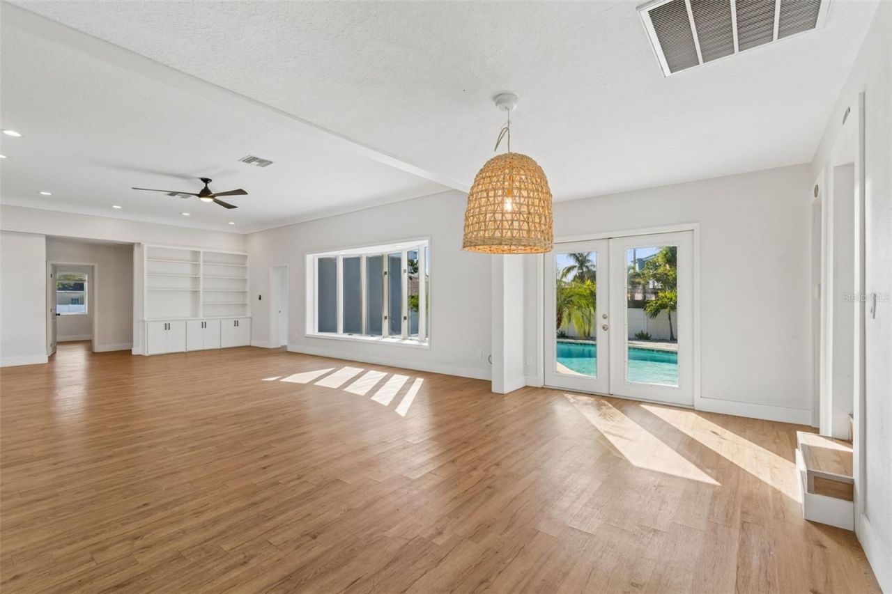 125 Harbor Bluff Drive, Largo, FL 33770 Photo