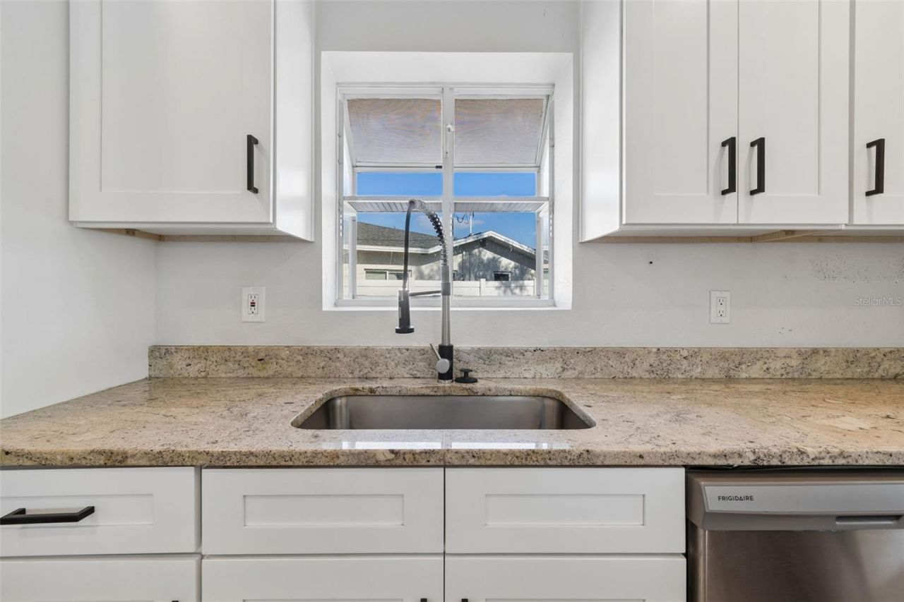 125 Harbor Bluff Drive, Largo, FL 33770 Photo