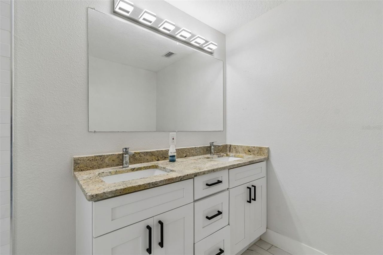 125 Harbor Bluff Drive, Largo, FL 33770 Photo