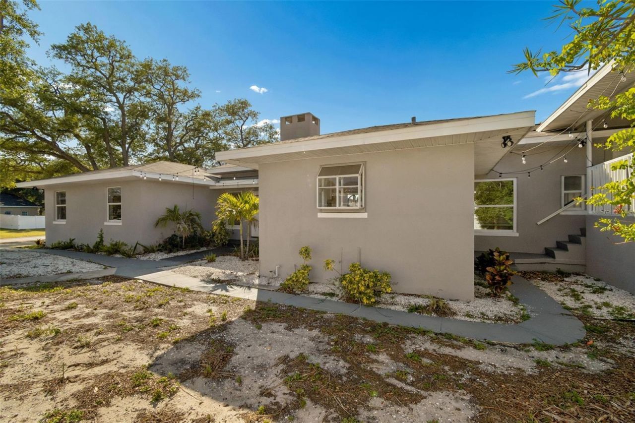 125 Harbor Bluff Drive, Largo, FL 33770 Photo