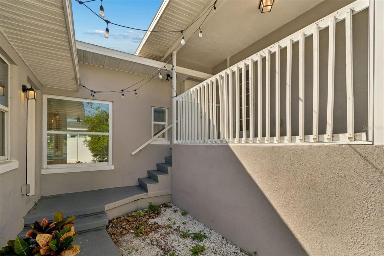 125 Harbor Bluff Drive, Largo, FL 33770 Photo