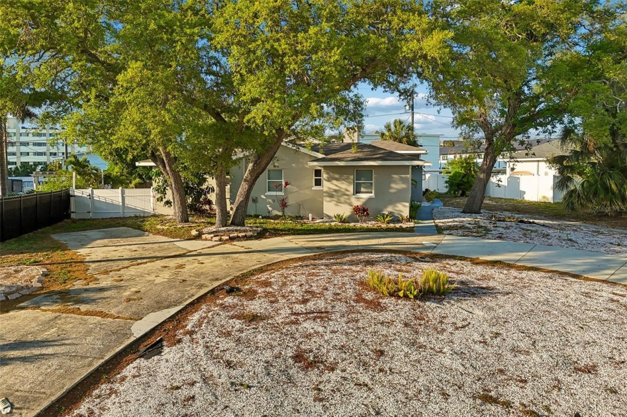 125 Harbor Bluff Drive, Largo, FL 33770 Photo