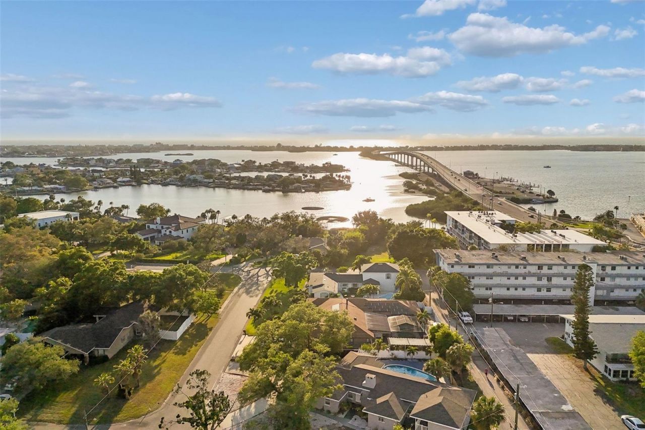 125 Harbor Bluff Drive, Largo, FL 33770 Photo