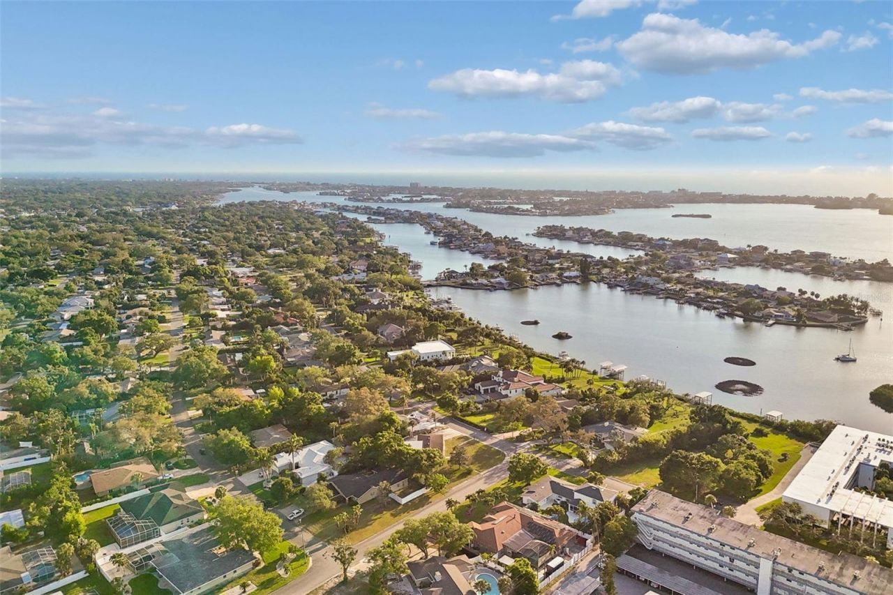125 Harbor Bluff Drive, Largo, FL 33770 Photo