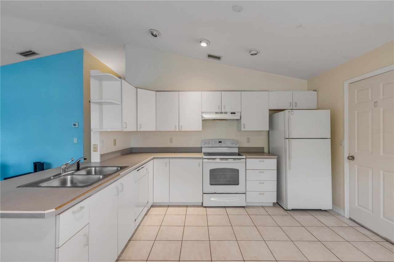 711 River Oaks Circle , New Smyrna Beach, FL 32169 Photo