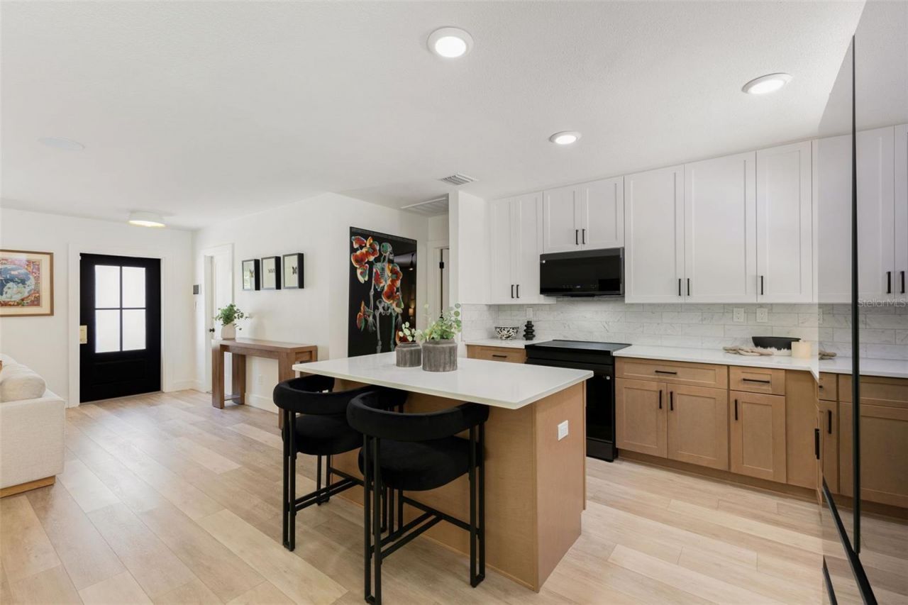 4618 Bayshore Boulevard Ne, Saint Petersburg, FL 33703 Photo