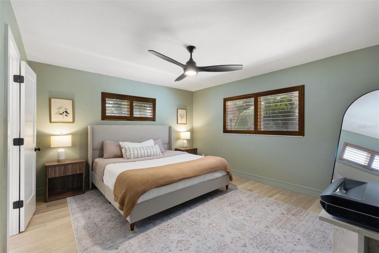 4618 Bayshore Boulevard Ne, Saint Petersburg, FL 33703 Photo