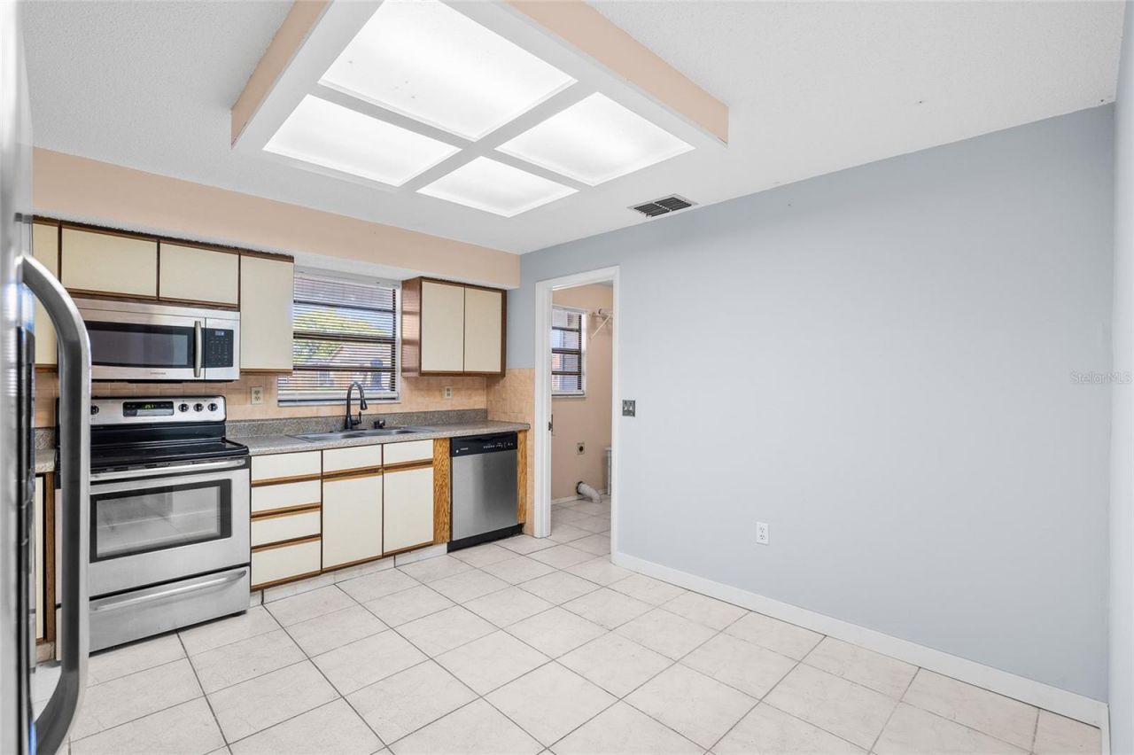 3030 Shadow Oaks Drive , Holiday, FL 34690 Photo