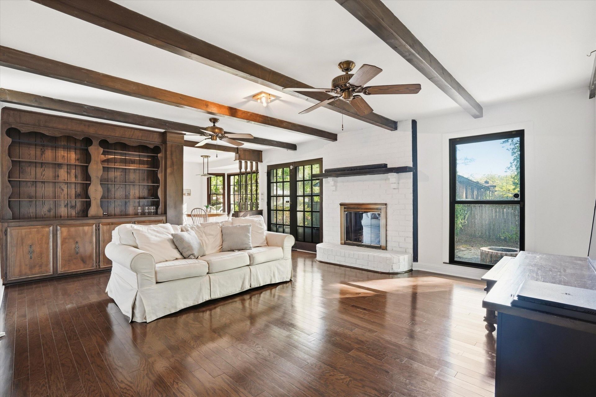 109 Beacon Hill Lane Photo 12