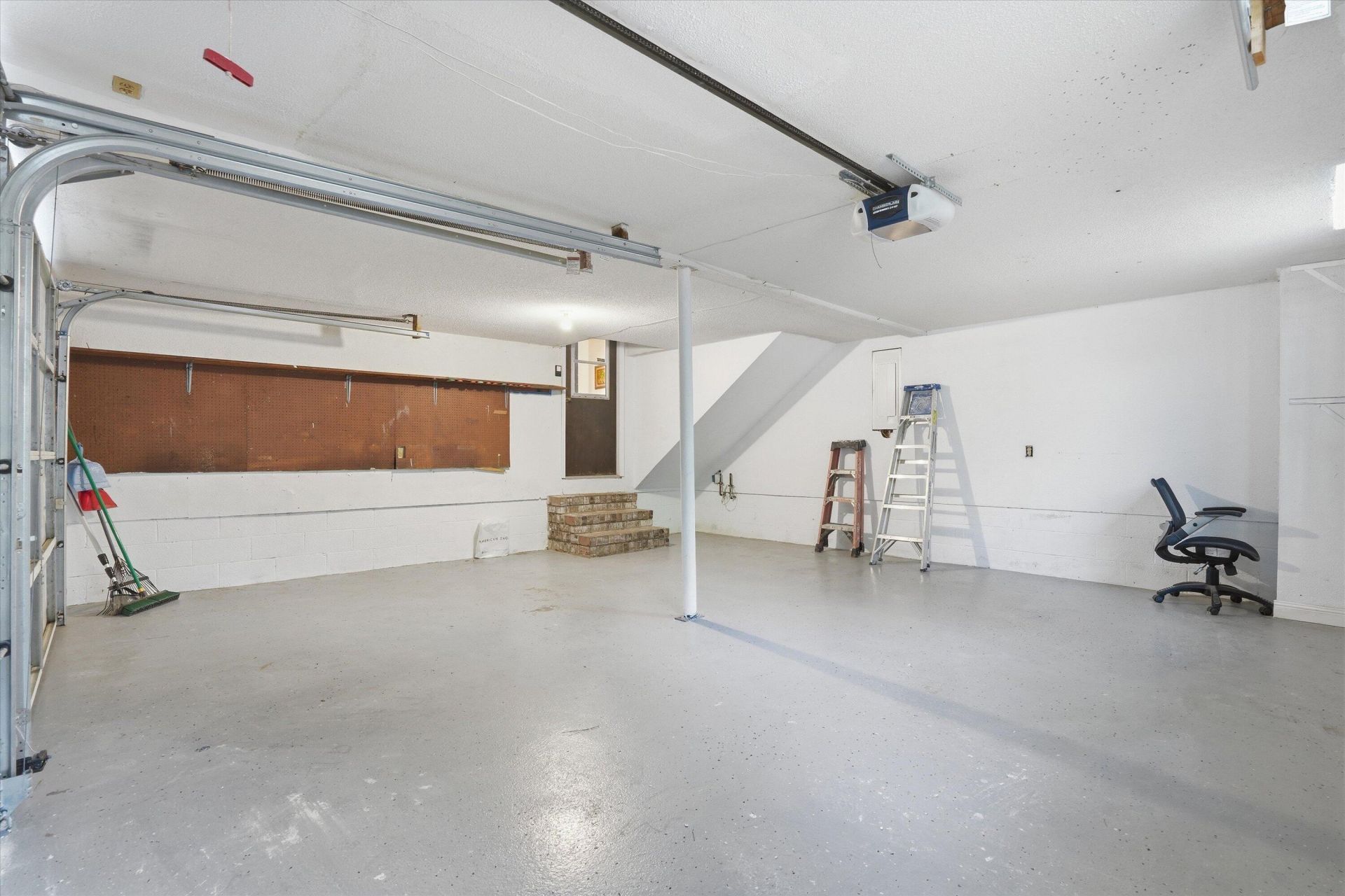 109 Beacon Hill Lane Photo 24