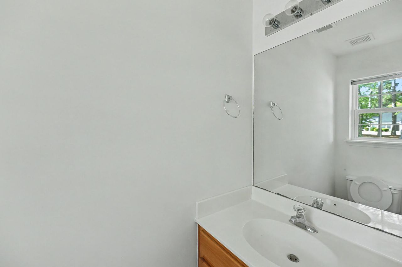 4834 Willow Brook Lane Photo 10