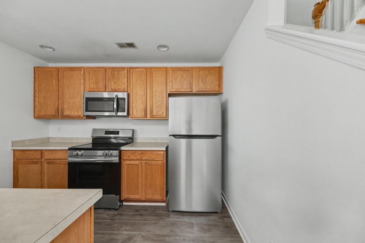 4834 Willow Brook Lane Photo 13