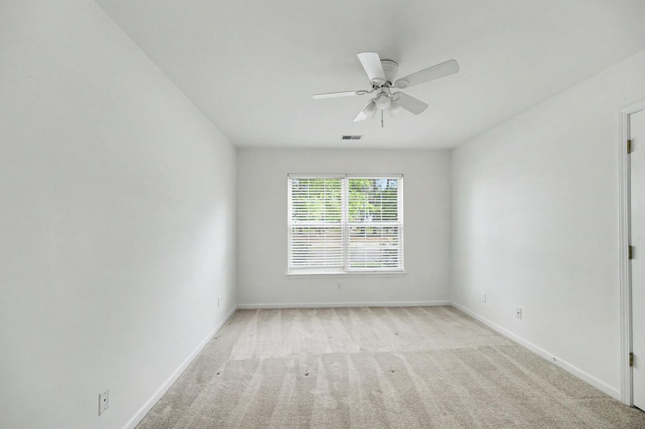 4834 Willow Brook Lane Photo 19