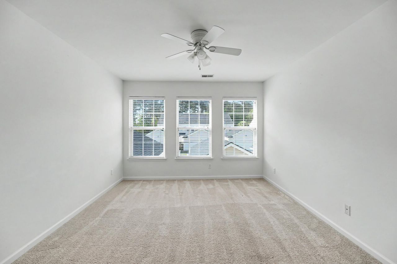 4834 Willow Brook Lane Photo 20