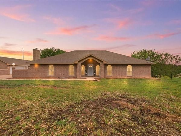 353 Hidden Meadow Court, Rhome, TX 76078