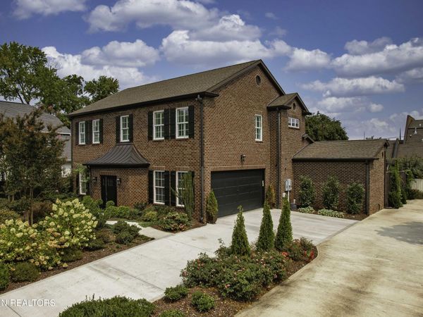 404 Boxwood , Knoxville, TN 37919