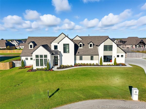 17816 S 47th East Avenue , Bixby, OK 74008