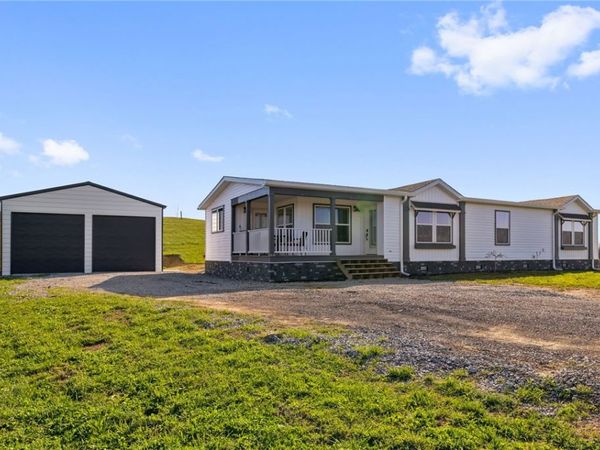 1350 Beham Ridge Rd, Claysville, PA 15323