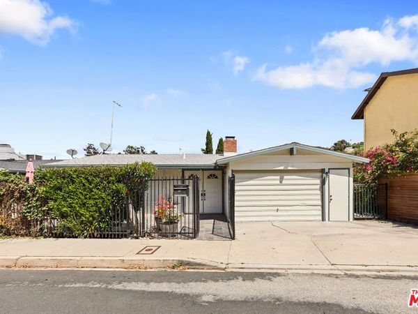 3242 Dos Palos Drive, Los Angeles, CA 90068