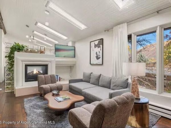 107 Aspen Mountain Road, Unit 9, Aspen, CO 81611