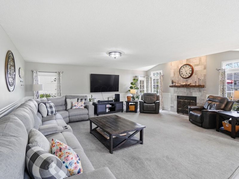 310 Park Trails Drive , Newark, OH 43055 Photo 6