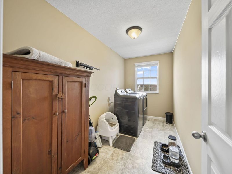 1571 Fox Fire Drive, Marysville, OH 43040 Photo 38