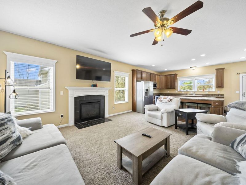 1571 Fox Fire Drive, Marysville, OH 43040 Photo 5