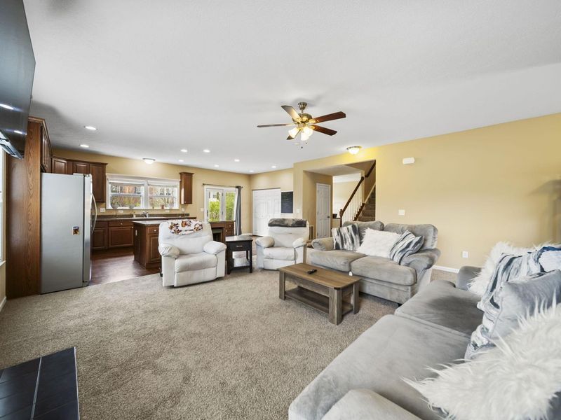 1571 Fox Fire Drive, Marysville, OH 43040 Photo 8