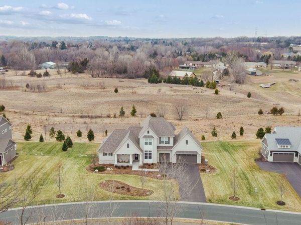 5710 Kelvin Avenue N, Lake Elmo, MN 55042