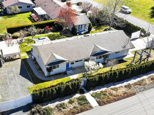 4521 Sunwood Pl, Bowser, BC V0R 1G0