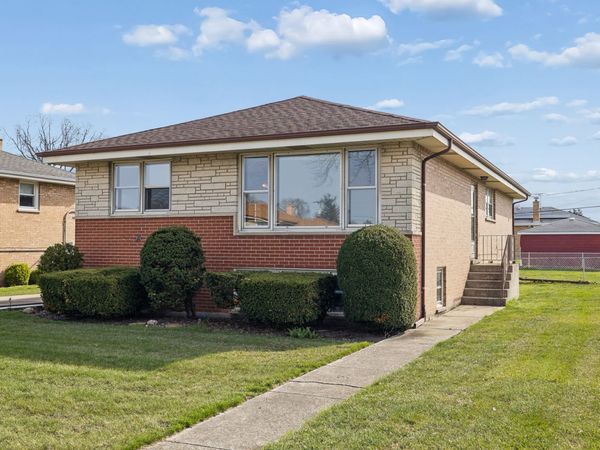 7737 Odell Avenue , Bridgeview, IL 60455