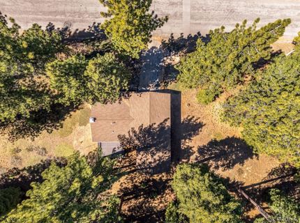 1501 Skyline Drive, South Lake Tahoe, CA 96150 Photo