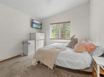 1870 Jicarilla Drive, South Lake Tahoe, CA 96150 Photo