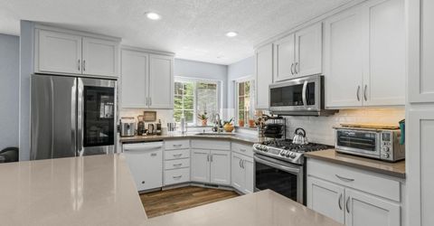 1870 Jicarilla Drive, South Lake Tahoe, CA 96150 Photo