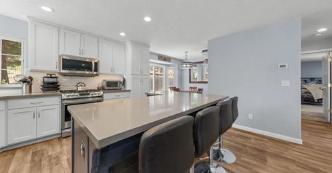 1870 Jicarilla Drive, South Lake Tahoe, CA 96150 Photo