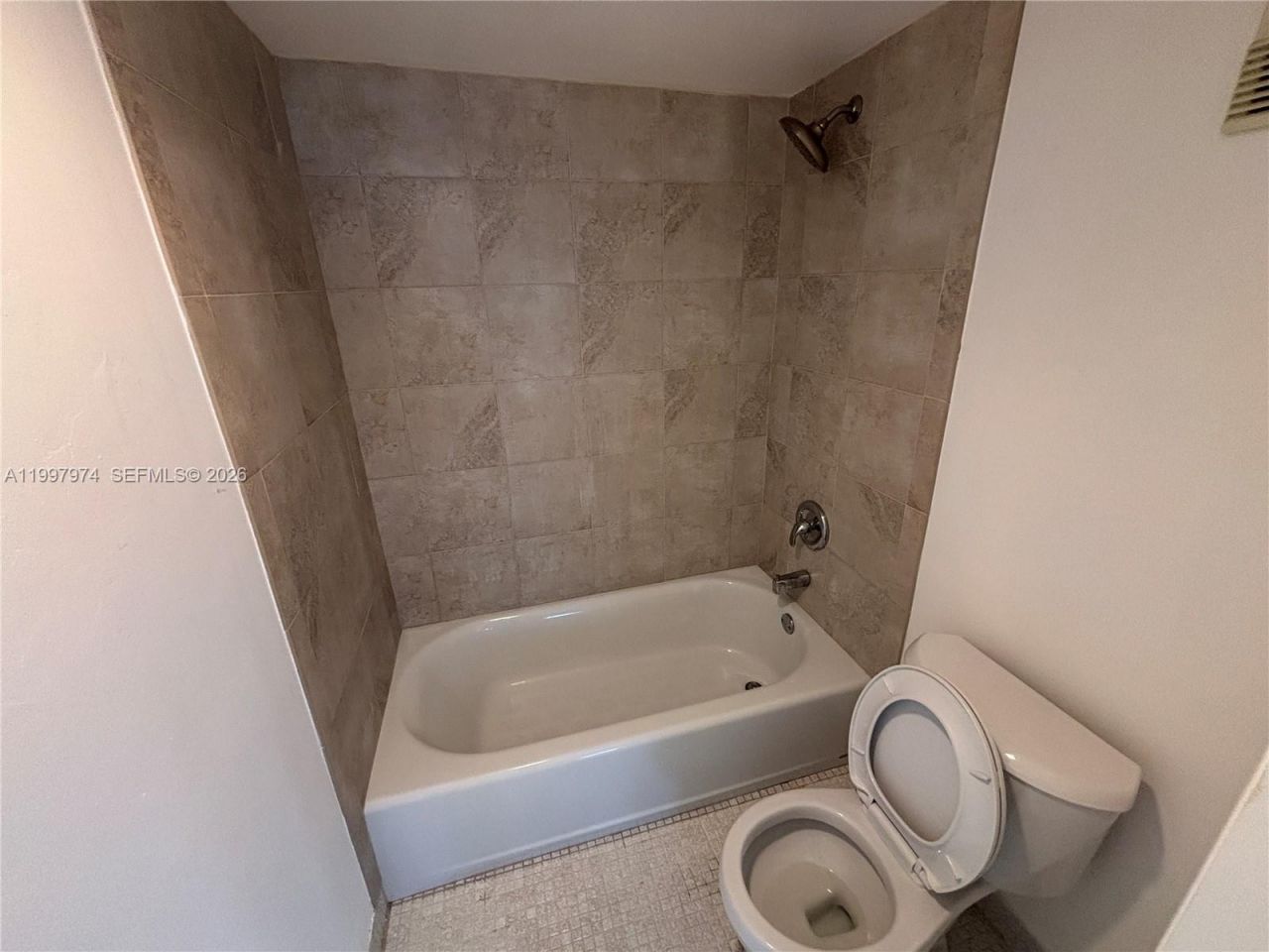 10854 N Kendall Dr, Unit 316, Miami, FL 33176 Photo