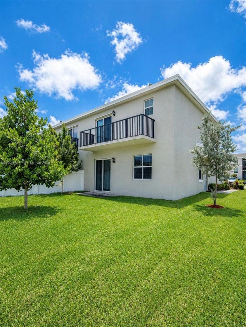 823 SE 17th St, Homestead, FL 33034 Photo