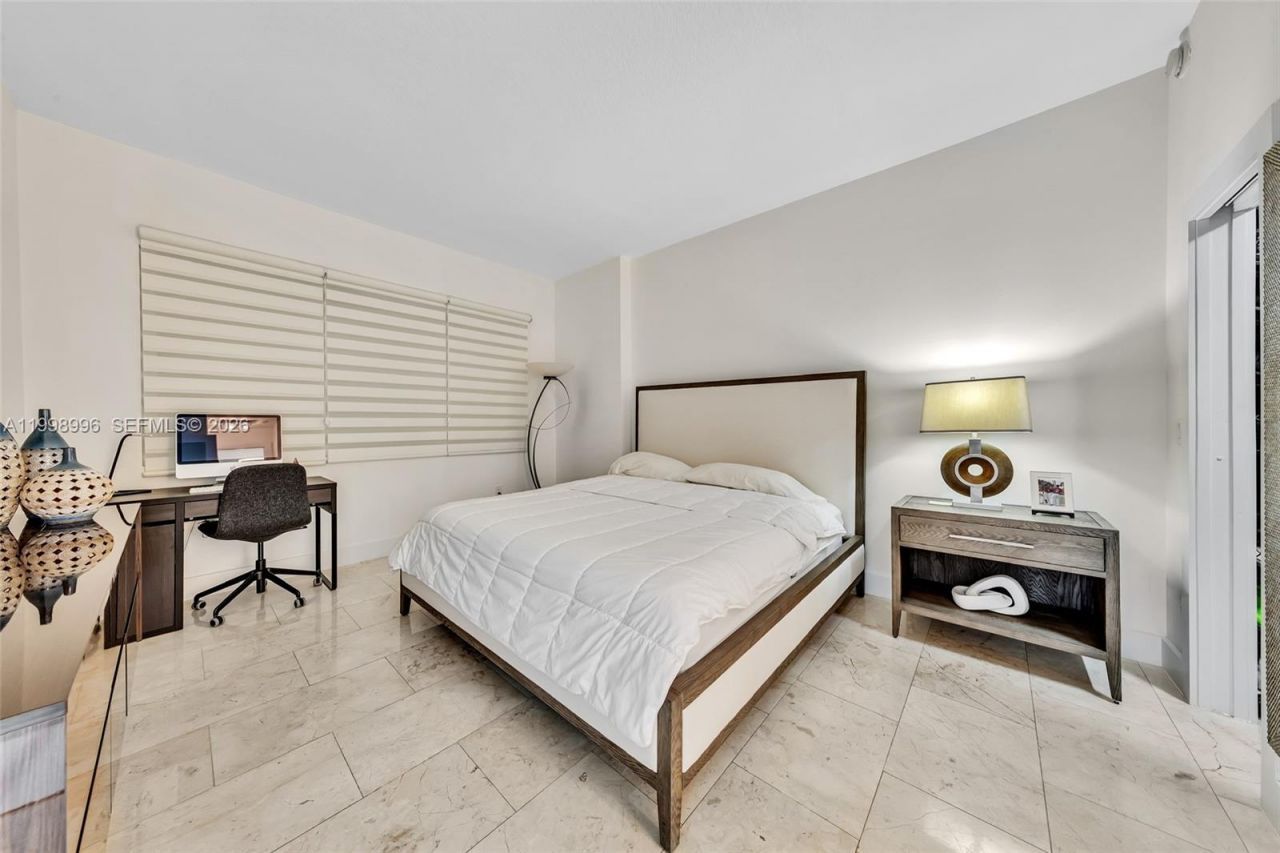 6917 Collins Ave, Unit PH22, Miami Beach, FL 33141 Photo