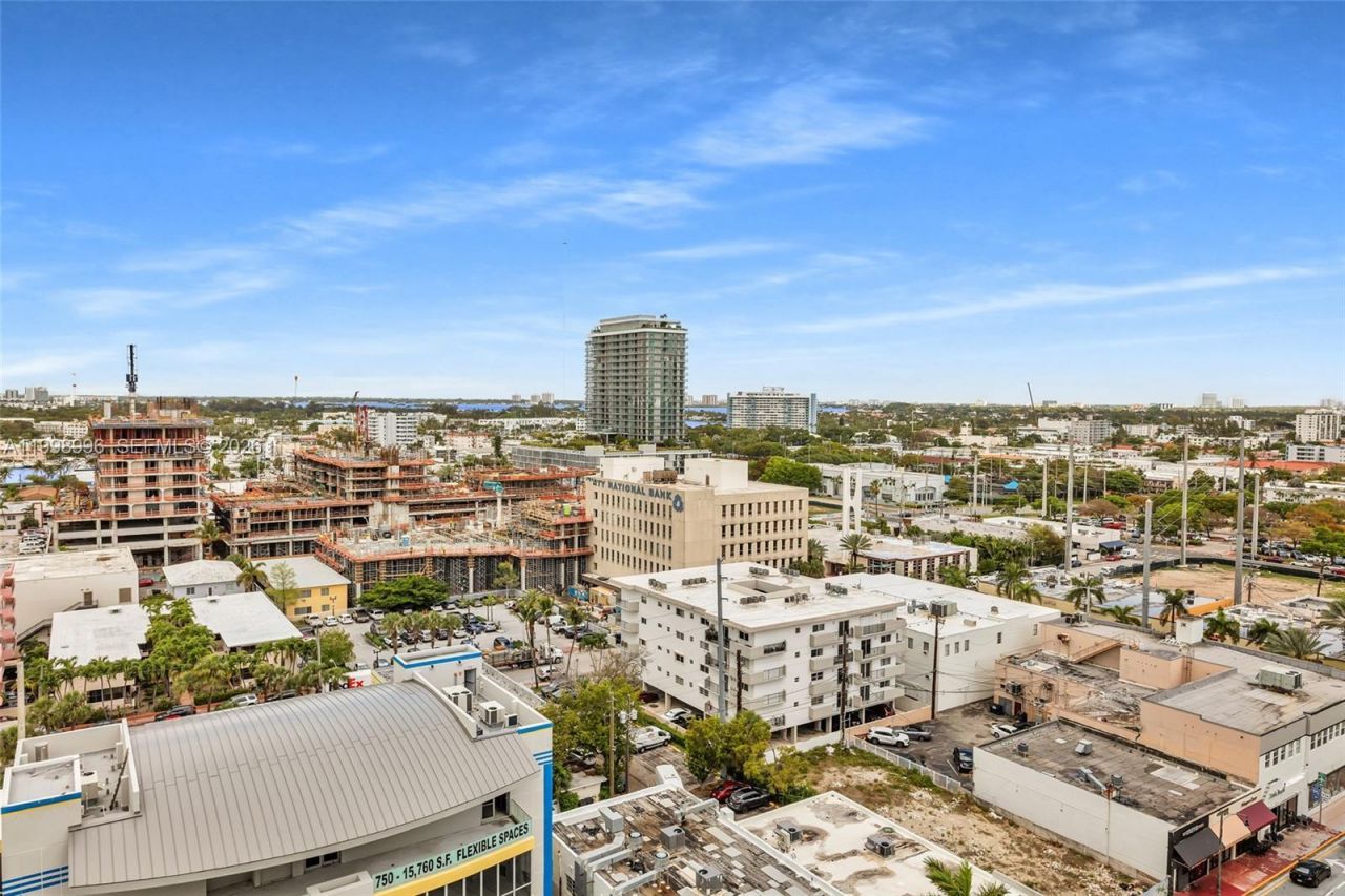 6917 Collins Ave, Unit PH22, Miami Beach, FL 33141 Photo