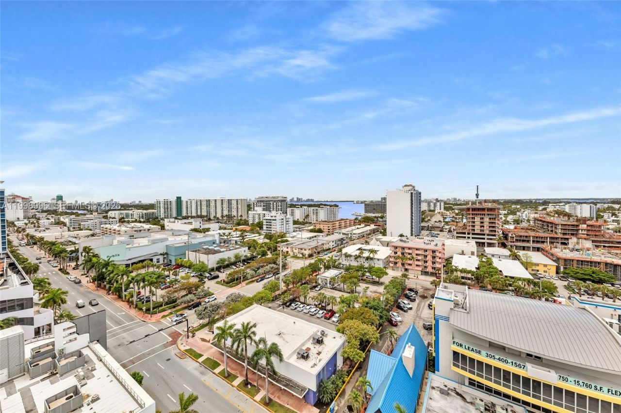 6917 Collins Ave, Unit PH22, Miami Beach, FL 33141 Photo