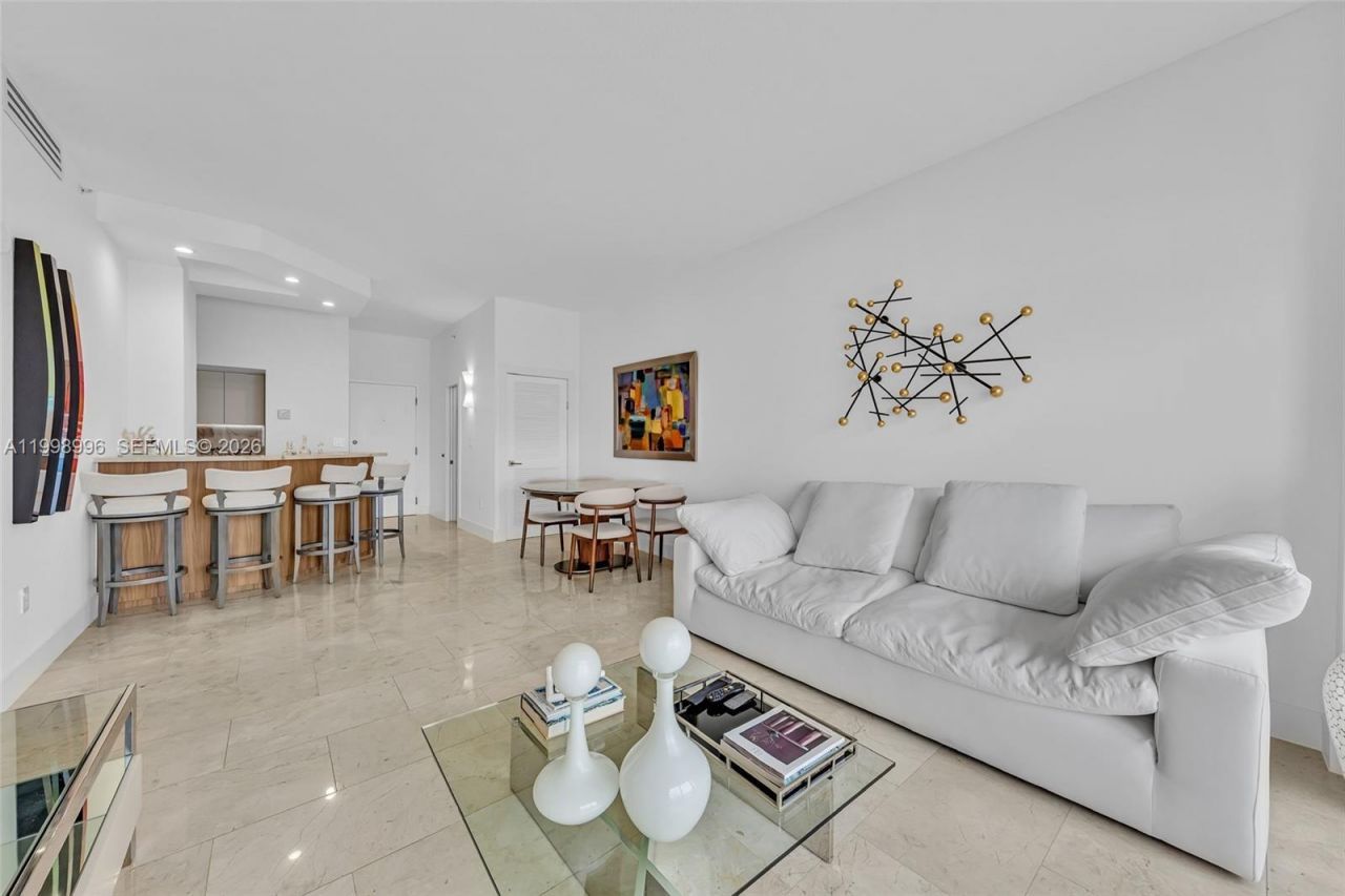 6917 Collins Ave, Unit PH22, Miami Beach, FL 33141 Photo